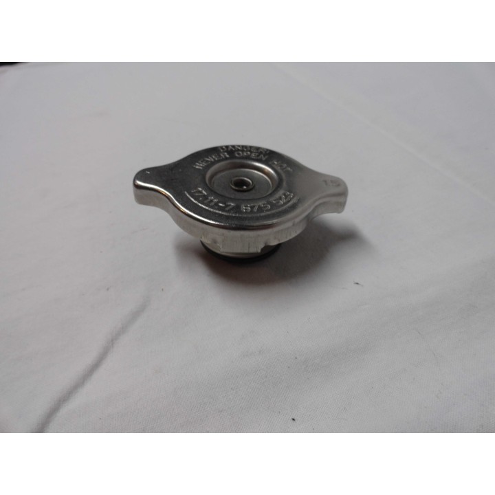 COUVERCLE DE FERMETURE BMW de référence 17117675523 sur apleingaz.fr